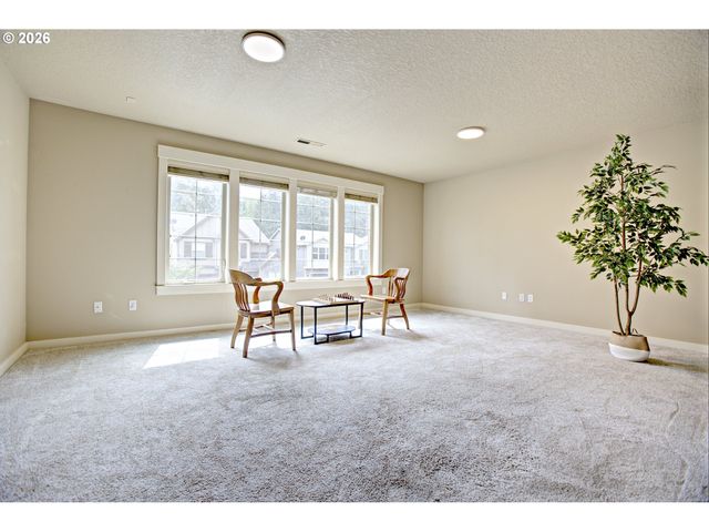 13197 Sw BEDFORD St, Tigard, OR 97224