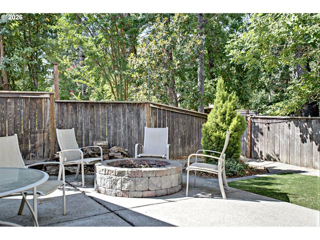 13197 Sw BEDFORD St, Tigard, OR 97224