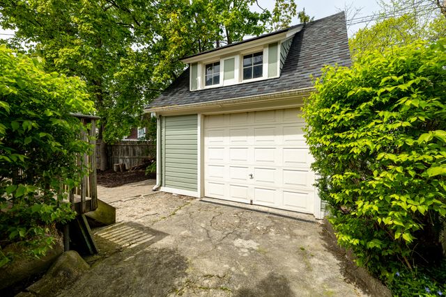 1607 S University Avenue, Ann Arbor, MI 48104