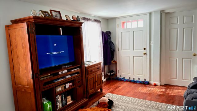 16 Grand Street, Thomaston, CT 06787