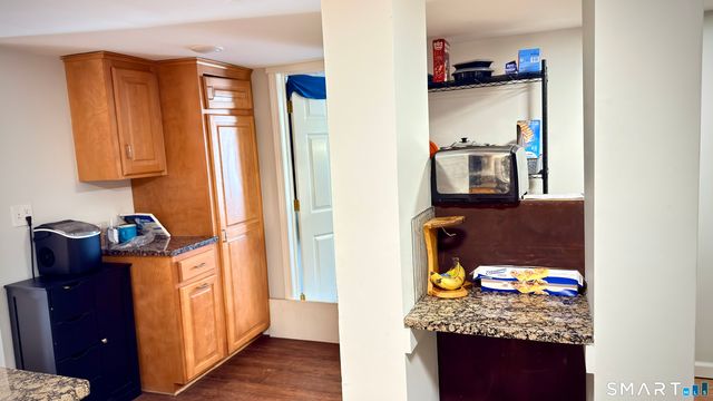 16 Grand Street, Thomaston, CT 06787