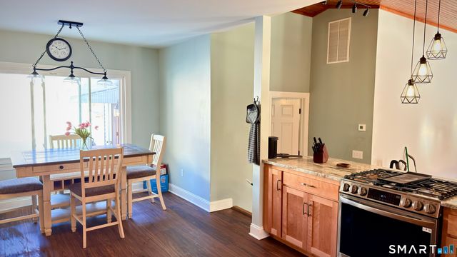 16 Grand Street, Thomaston, CT 06787