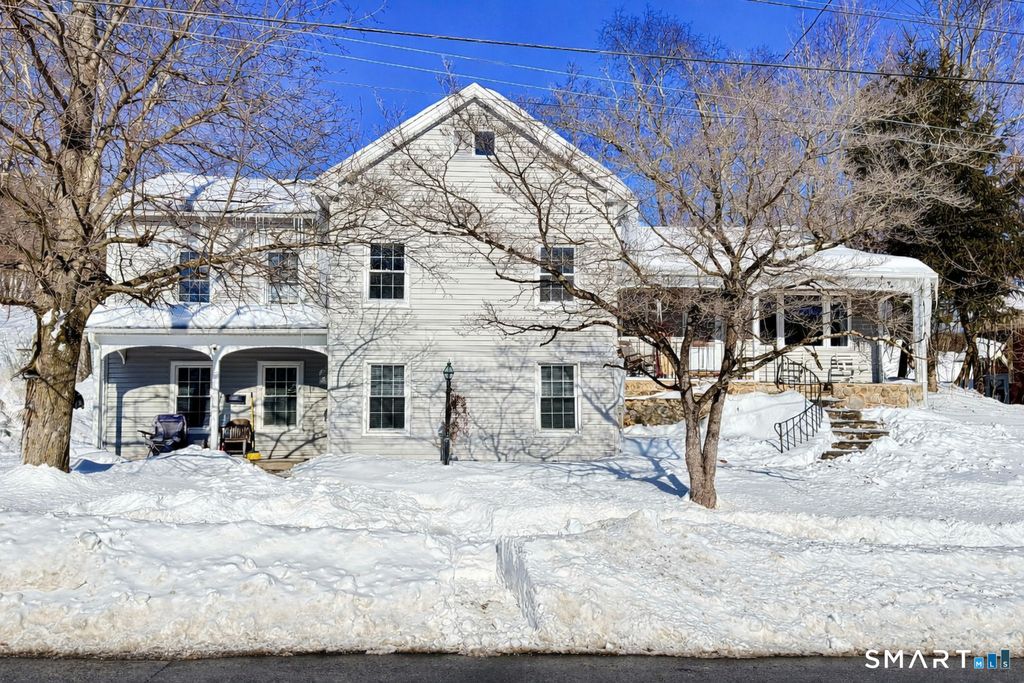 16 Grand Street, Thomaston, CT 06787
