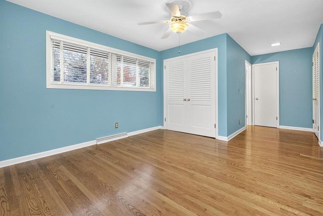 1040 E MOORPARK AVENUE, Appleton, WI 54911