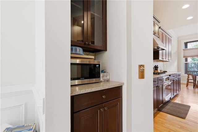 2951 Rivergreen SE Lane, Atlanta, GA 30339