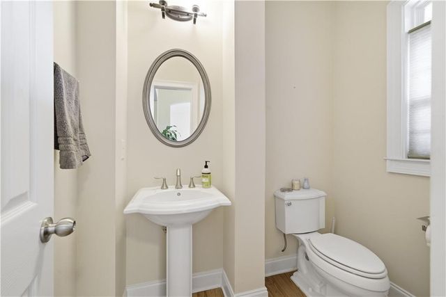 2951 Rivergreen SE Lane, Atlanta, GA 30339