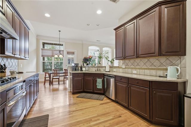 2951 Rivergreen SE Lane, Atlanta, GA 30339