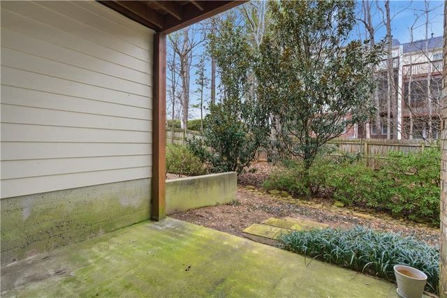 2951 Rivergreen SE Lane, Atlanta, GA 30339