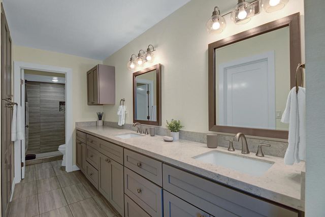 43733 Avenida Alicante, Palm Desert, CA 92211