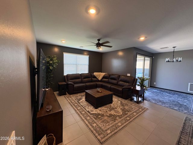 16052 W HONEYSUCKLE Drive, Surprise, AZ 85387
