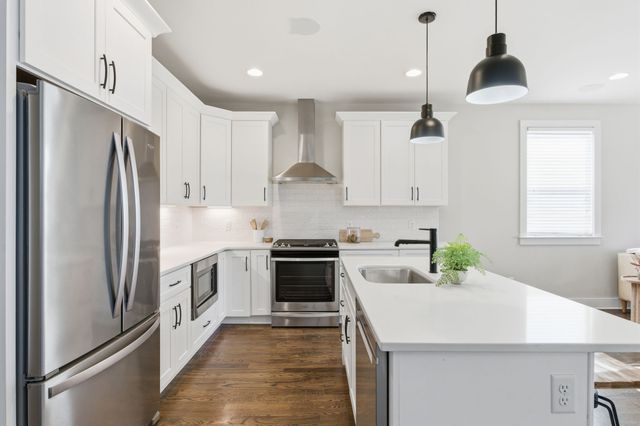 2221B Winford Ave, Nashville, TN 37211