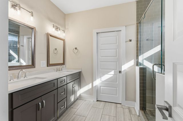 2221B Winford Ave, Nashville, TN 37211