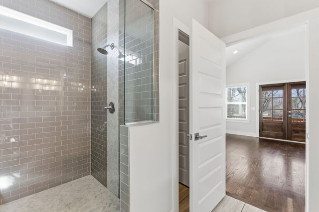 2221B Winford Ave, Nashville, TN 37211