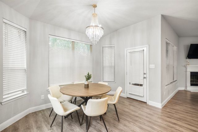 7512 Rose Crest Boulevard, Forest Hill, TX 76140