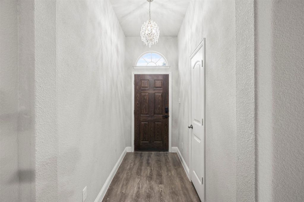 7512 Rose Crest Boulevard, Forest Hill, TX 76140 — photo 5