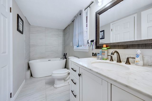 2006 Carriage Drive, Phenix City, AL 36867