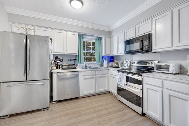 2006 Carriage Drive, Phenix City, AL 36867