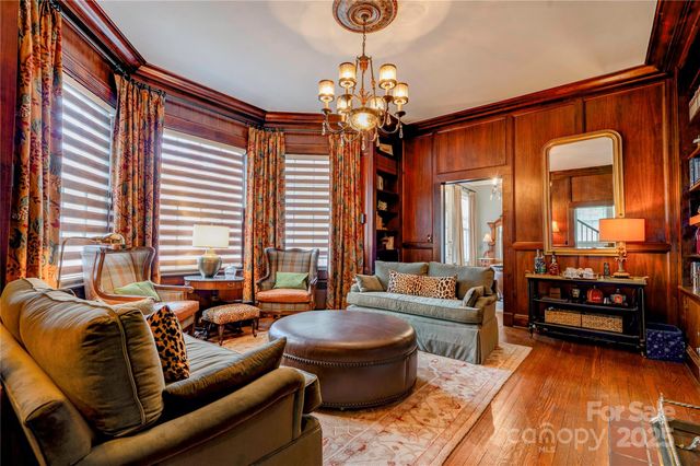 110 N Gaston Street, Kings Mountain, NC 28086