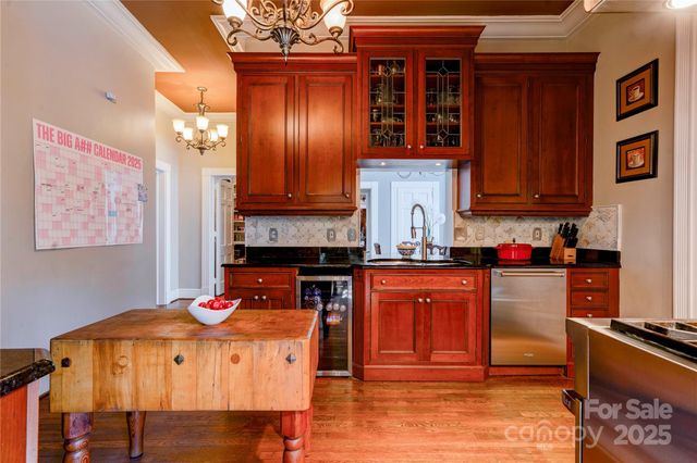110 N Gaston Street, Kings Mountain, NC 28086