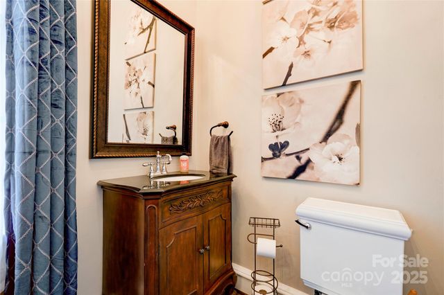 110 N Gaston Street, Kings Mountain, NC 28086