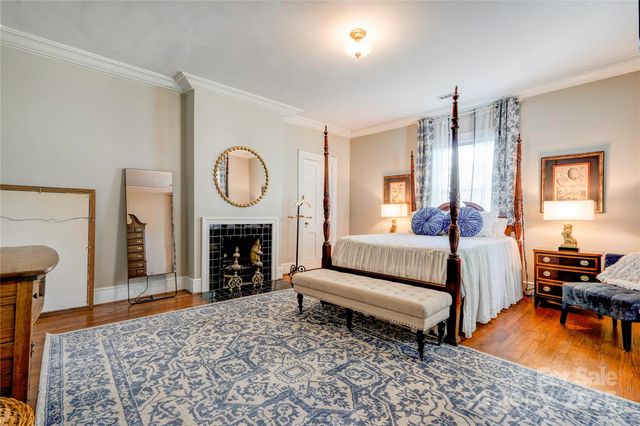 110 N Gaston Street, Kings Mountain, NC 28086