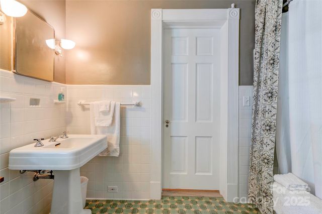 110 N Gaston Street, Kings Mountain, NC 28086
