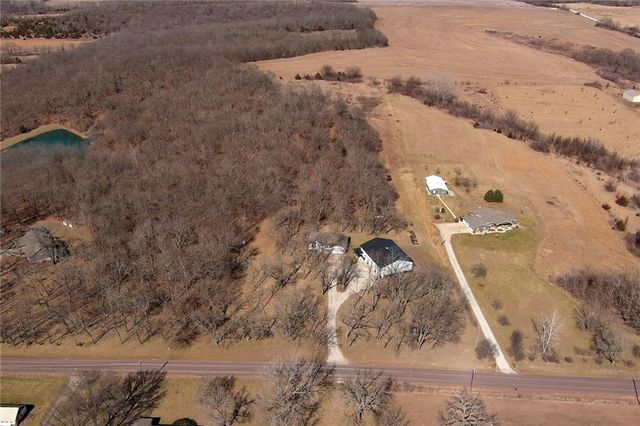 19750 Stranger Road, Leavenworth, KS 66048