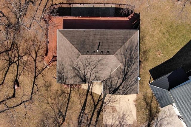 19750 Stranger Road, Leavenworth, KS 66048