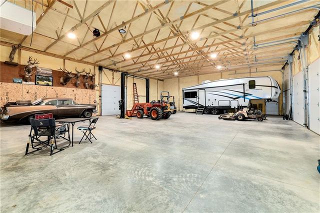 19750 Stranger Road, Leavenworth, KS 66048