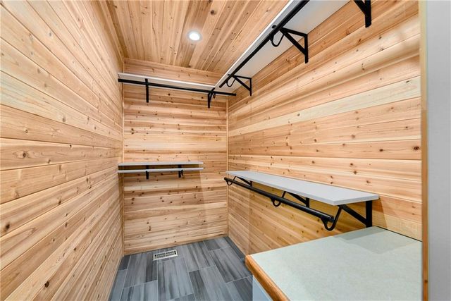 19750 Stranger Road, Leavenworth, KS 66048