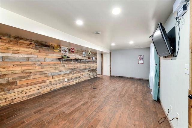 19750 Stranger Road, Leavenworth, KS 66048