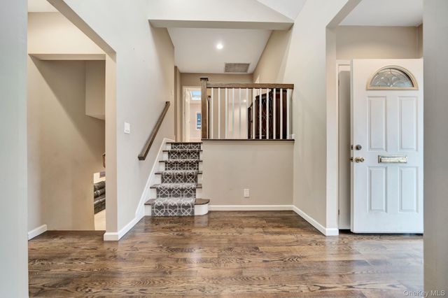 1499 Eric Lane, East Meadow, NY 11554