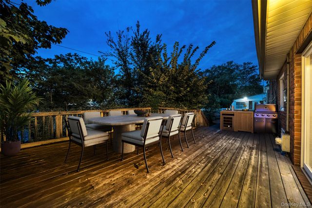 1499 Eric Lane, East Meadow, NY 11554