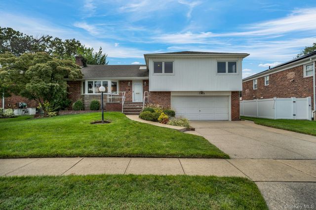 1499 Eric Lane, East Meadow, NY 11554