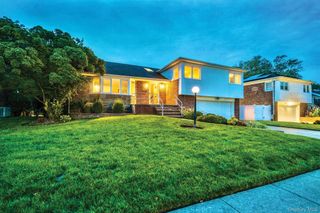 1499 Eric Lane, East Meadow, NY 11554