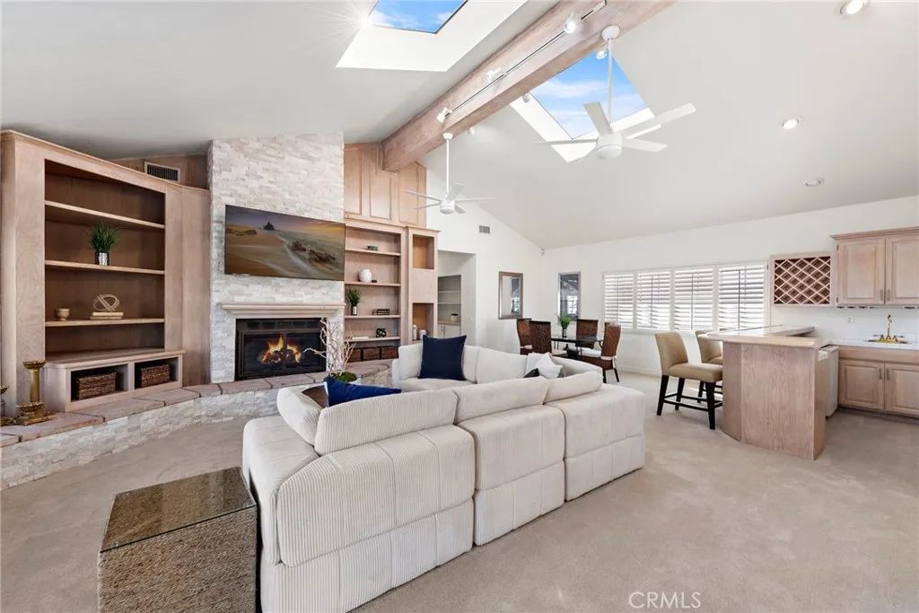 322 Jasmine Avenue, Corona Del Mar, CA 92625