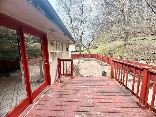 3112 HAMPTON Road, St Joseph, MO 64505