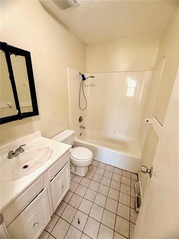 3112 HAMPTON Road, St Joseph, MO 64505