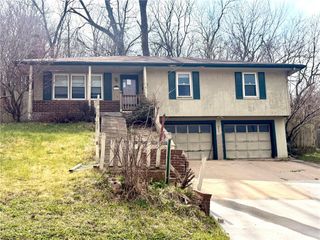 3112 HAMPTON Road, St Joseph, MO 64505