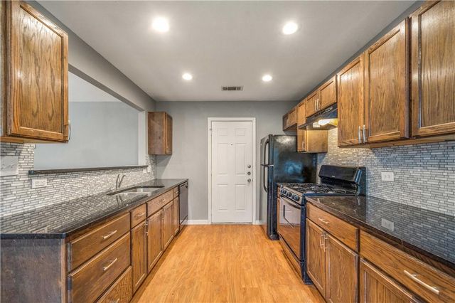 16336 Edgemere DR, Pflugerville, TX 78660