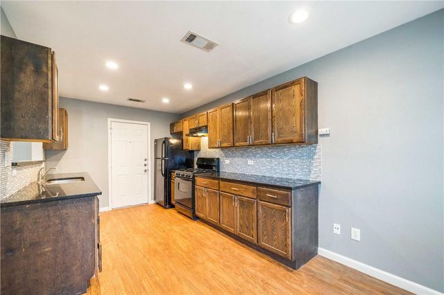 16336 Edgemere DR, Pflugerville, TX 78660