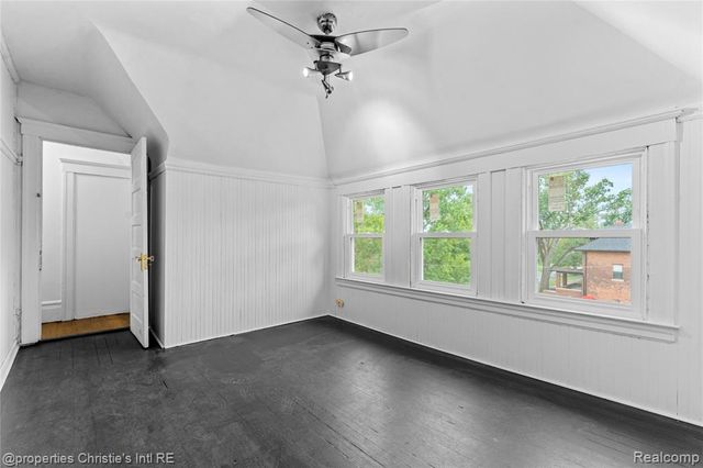 2405 Field 3rd Floor Street, Detroit, MI 48214