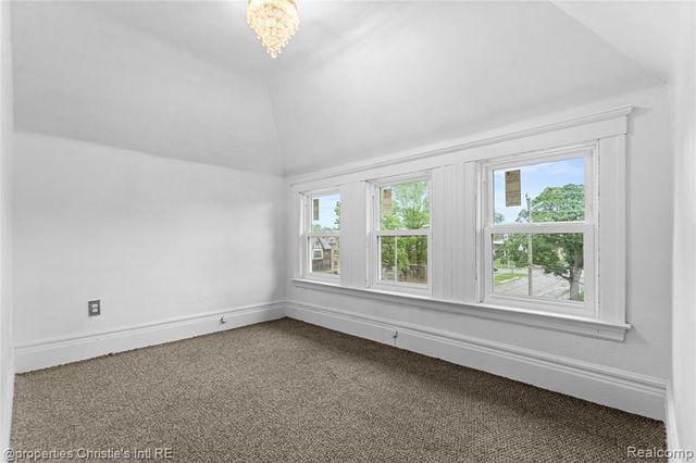 2405 Field 3rd Floor Street, Detroit, MI 48214