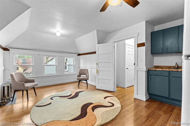 2405 Field 3rd Floor Street, Detroit, MI 48214
