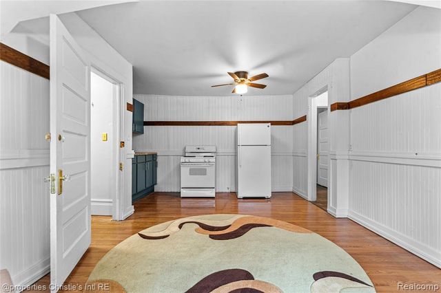 2405 Field 3rd Floor Street, Detroit, MI 48214