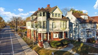 2405 Field 3rd Floor Street, Detroit, MI 48214