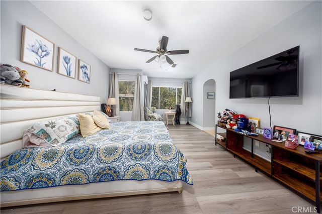 5457 Martingale Way, Fontana, CA 92336