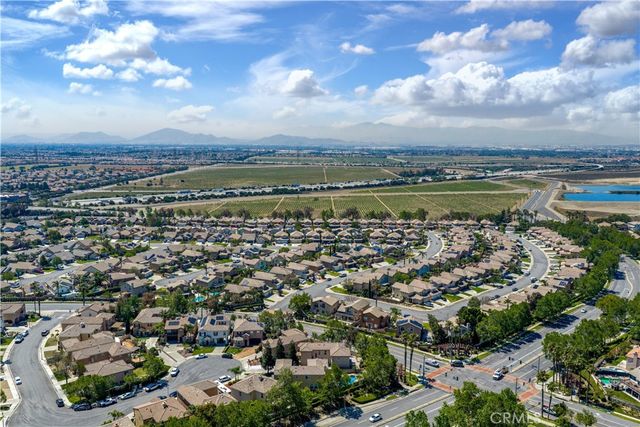 5457 Martingale Way, Fontana, CA 92336