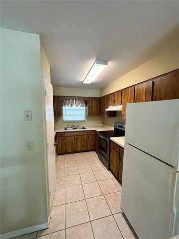 2623 LAKESHORE BOULEVARD, St Cloud, FL 34769
