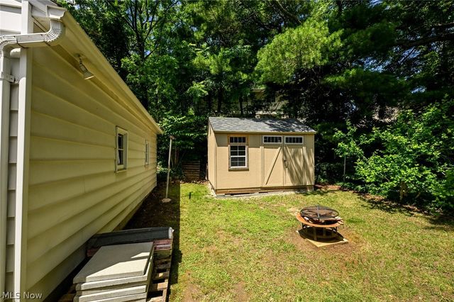 274 E Park Boulevard, Akron, OH 44305